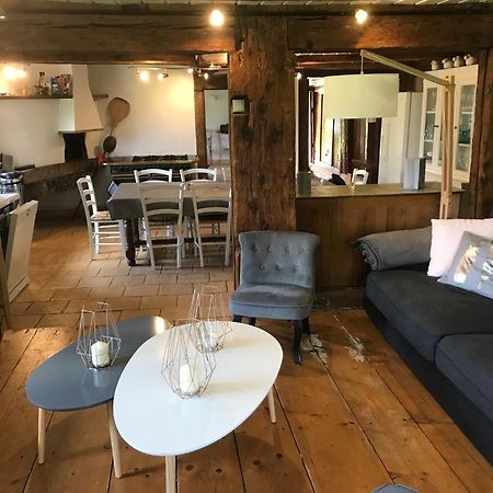 Ferme De Chenezeau - 15 Personnes , 7 Chambres Жерарме Экстерьер фото