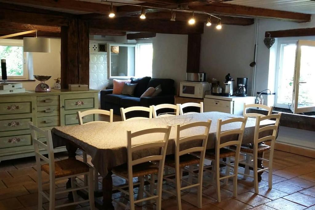 Ferme De Chenezeau - 15 Personnes , 7 Chambres Жерарме Экстерьер фото
